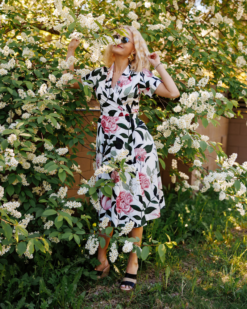 SUMMER MOON MOON MIDI DRESS PINK PEONY WHITE