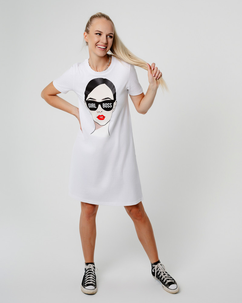 GIRL BOSS PRINT DRESS WHITE