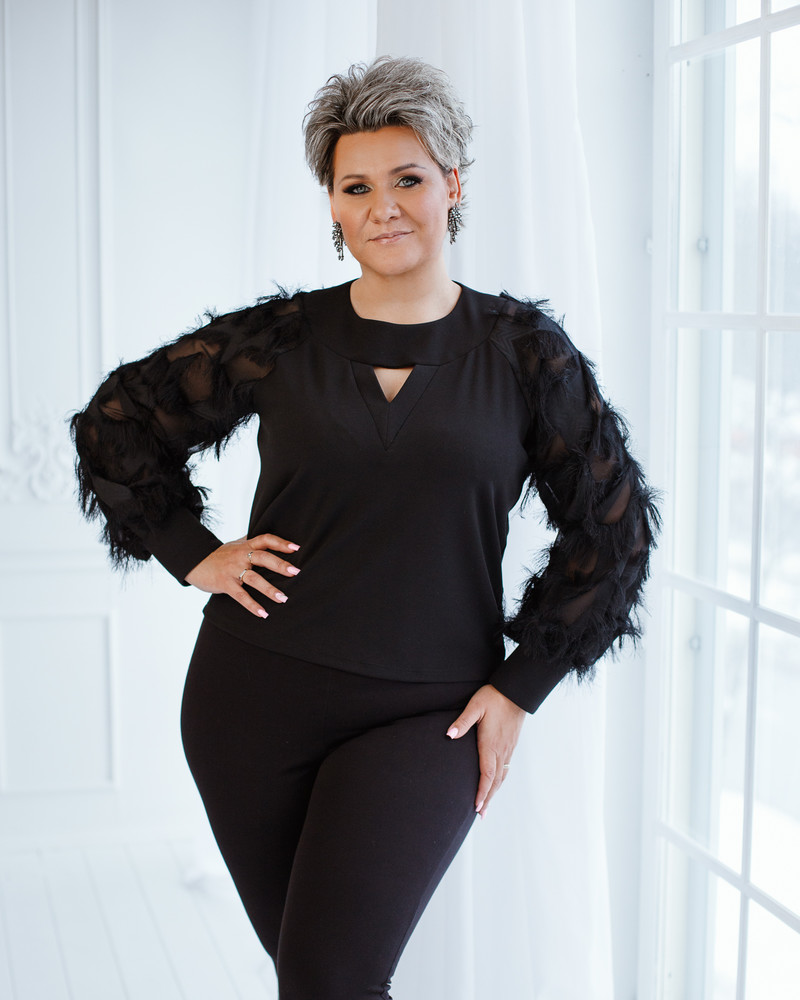 GALAXY FRINGE BLOUSE BLACK