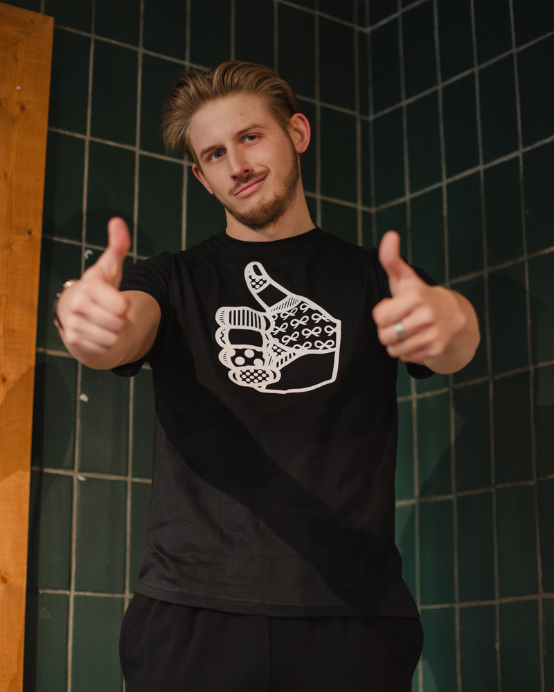 OK UNISEX T-SHIRT BLACK