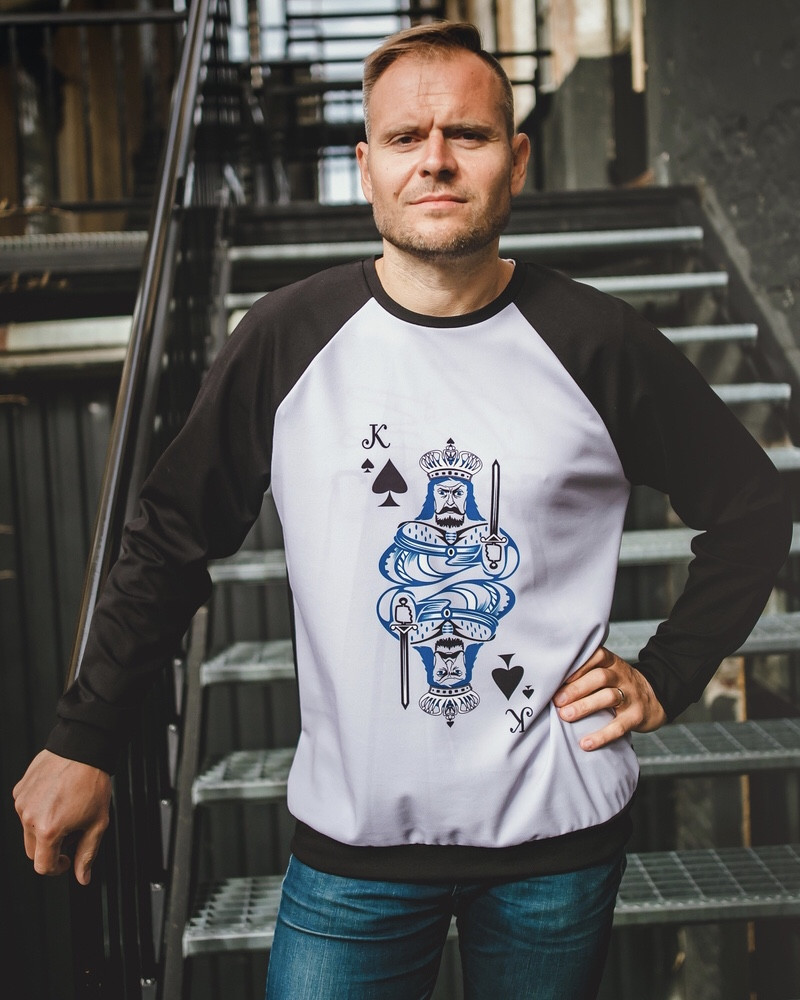 KING RAGLAN SWEATSHIRT BLACK