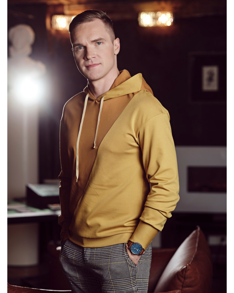 YELLO MUSTARD UNISEX SWEATER