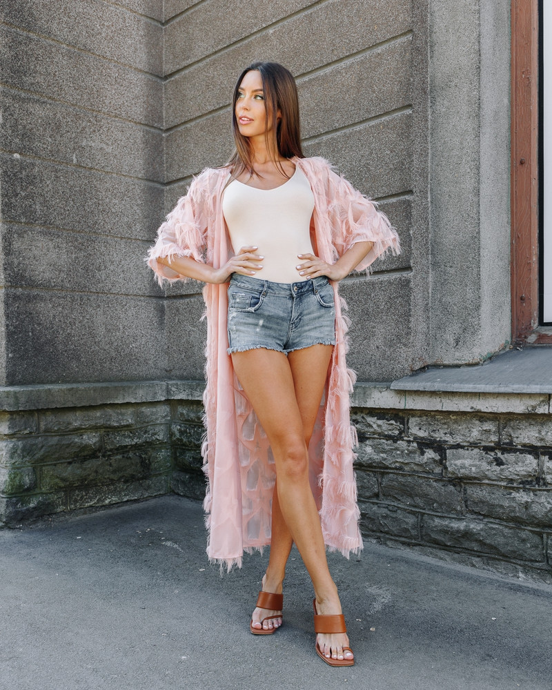 FRINGE FLYAWAY KIMONO PEACHY