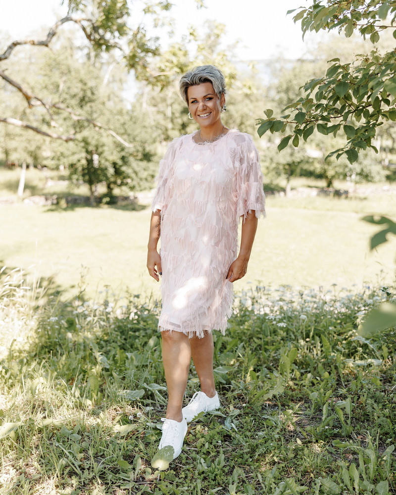 FRINGE DRESS PEACHY