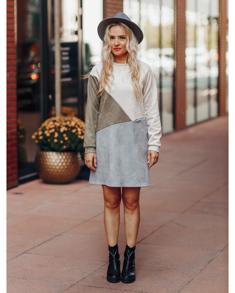 GEOMETRIC SUEDE DRESS OLIVE GREY