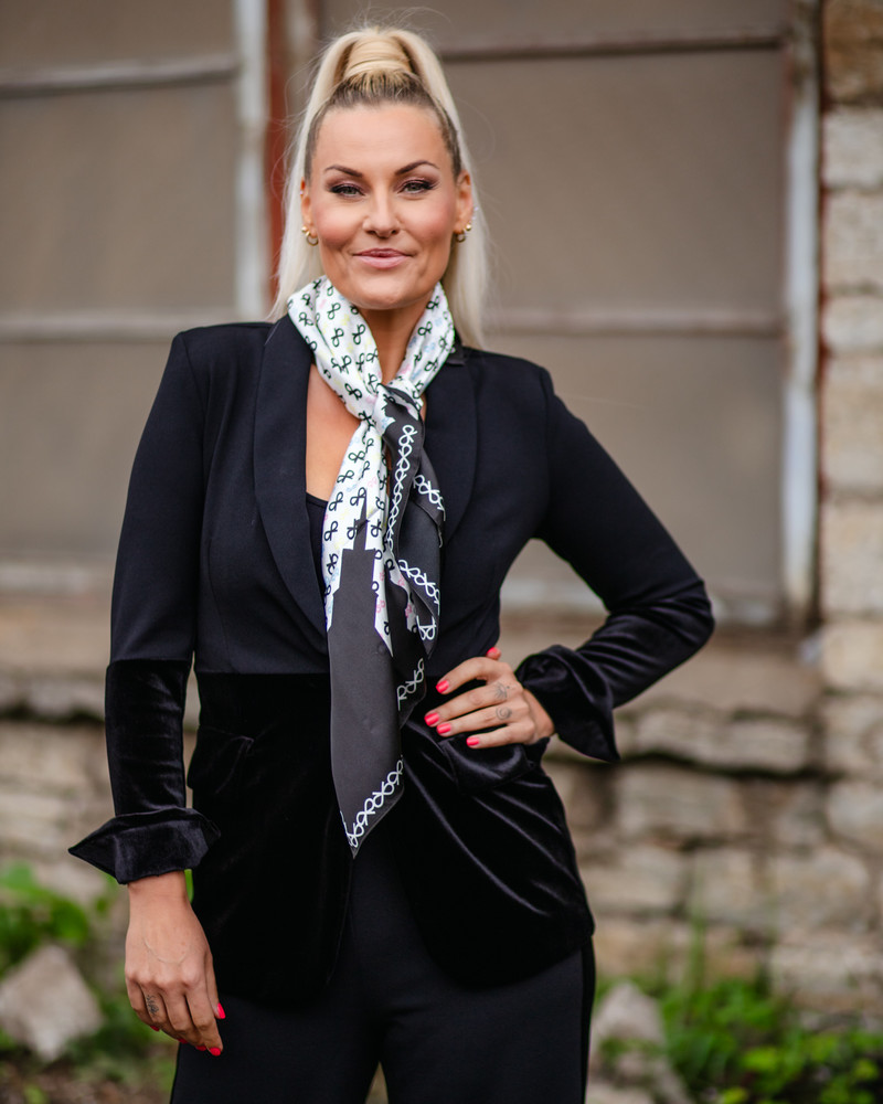 TD BIG BOW SILKY SCARF