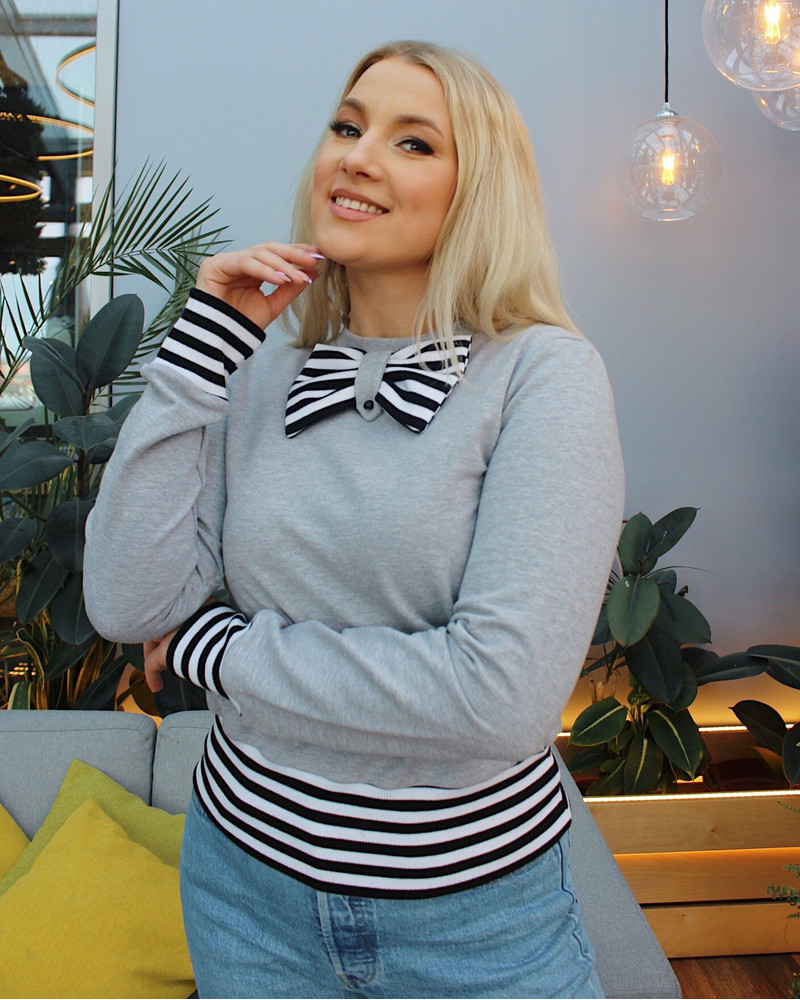 BOW STRIPE SWEATSHIRT LIGHT GREY