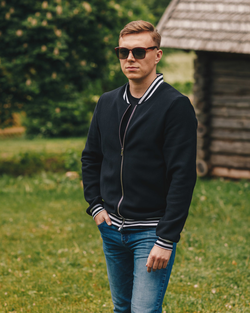 STRIPE  ZIPPER BOMBER FOR HIM BLACK