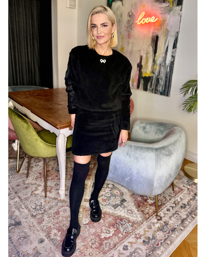 DOLLS SHERPA SWEATSHIRT BLACK