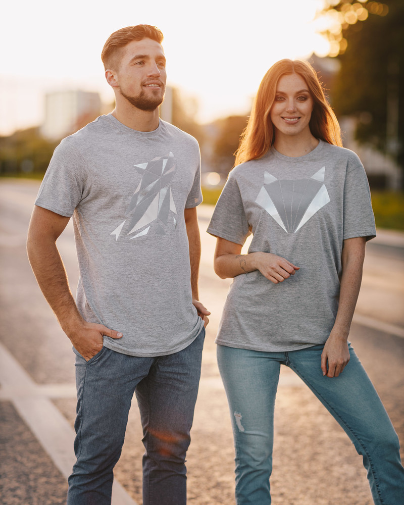 SILVER WOLF UNISEX T-SHIRT LIGHT GREY