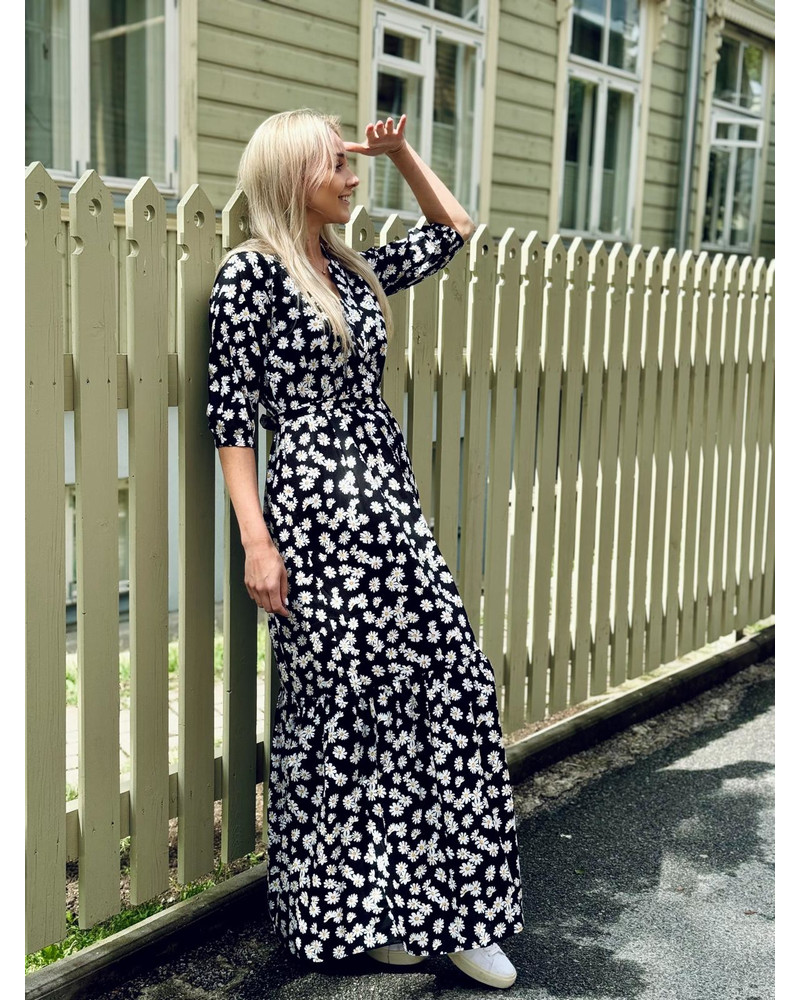 SUMMER COMET MAXI DRESS DAISY BLACK