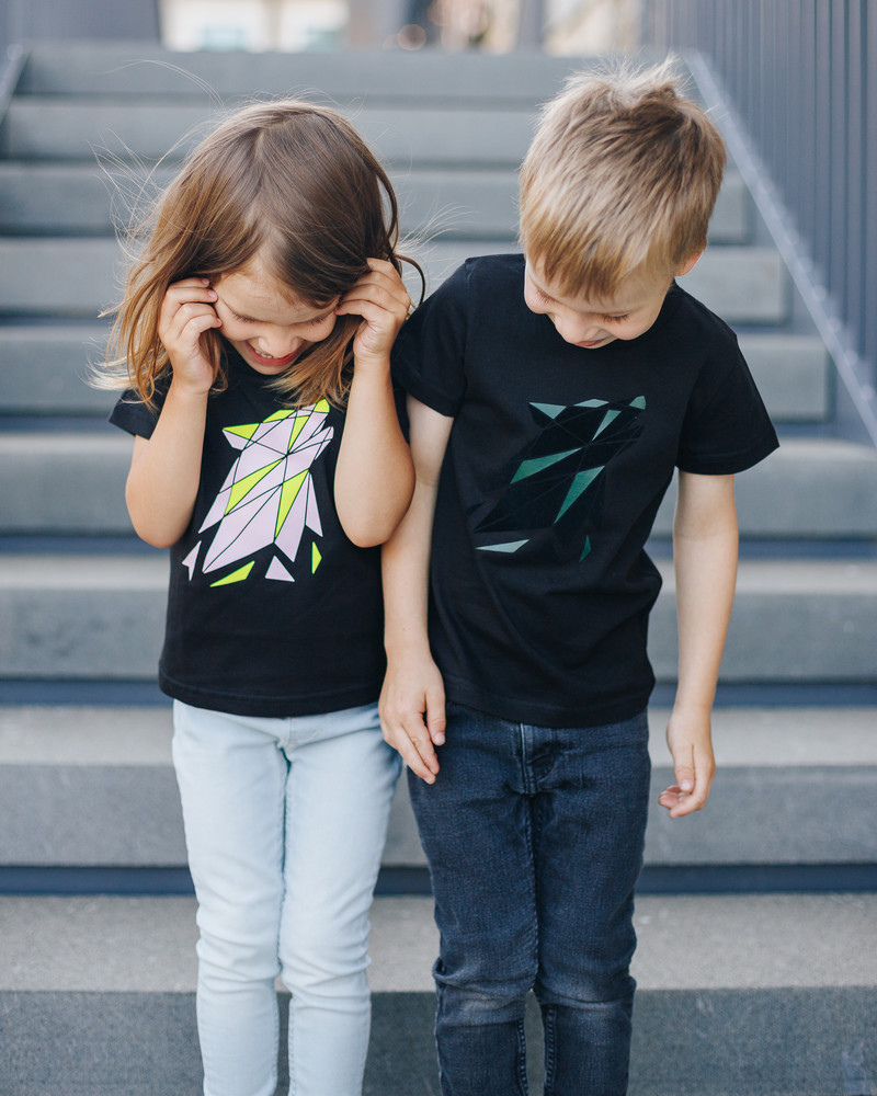 ABSTRACT WOLF KIDS T-SHIRT BLACK