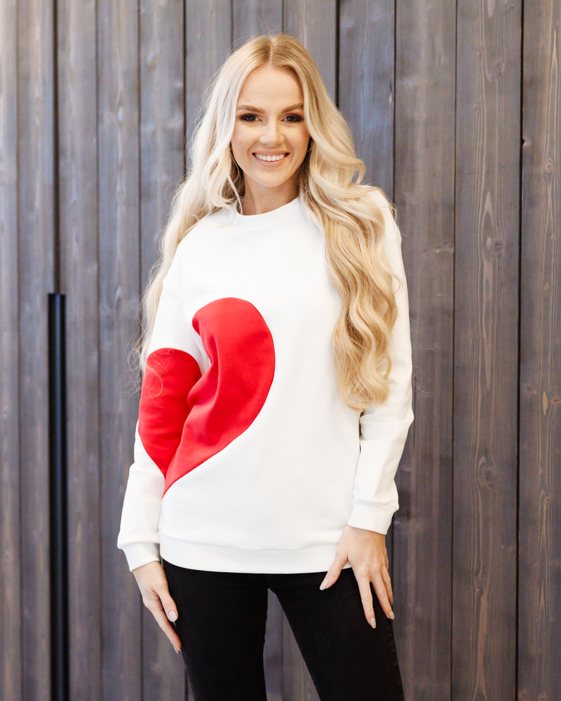 RED HEART SWEATSHIRT WHITE