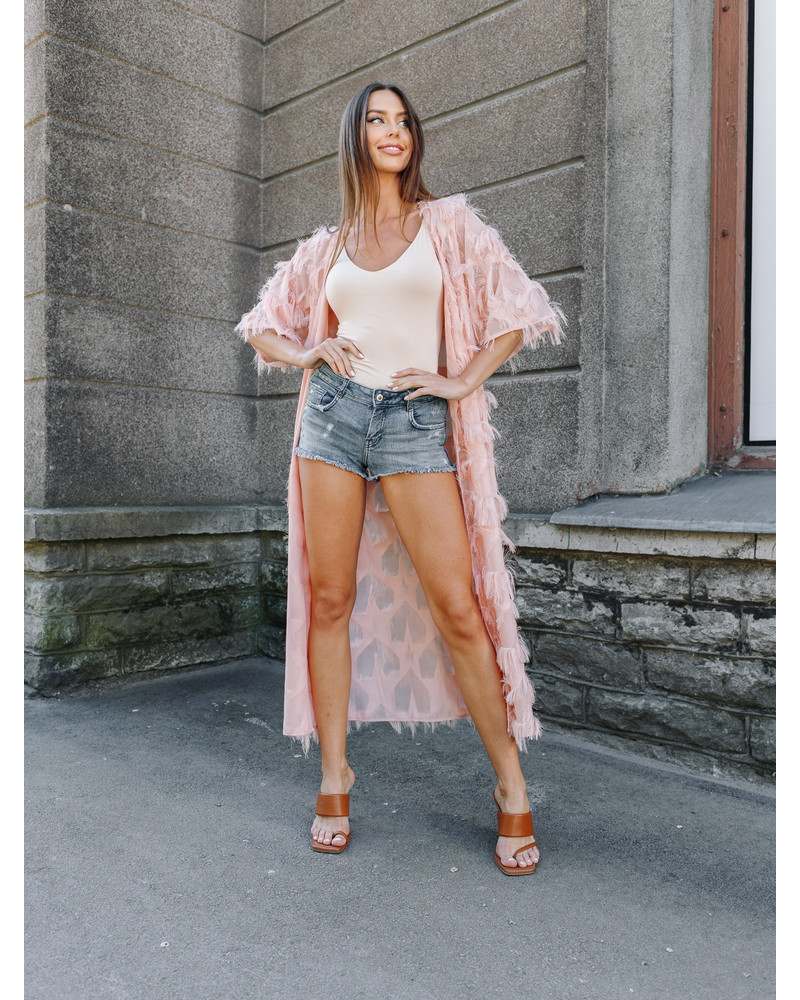 FRINGE FLYAWAY KIMONO PEACHY