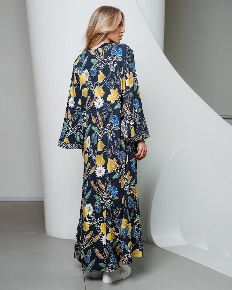 CORNFLOWER FLYAWAY KIMONO BLACK