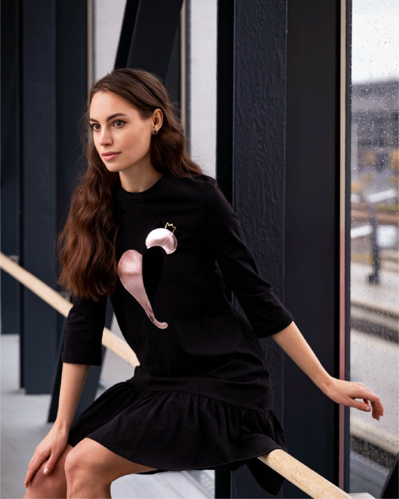 METALLIC QUEEN HEARTCAT FRILL DRESS BLACK
