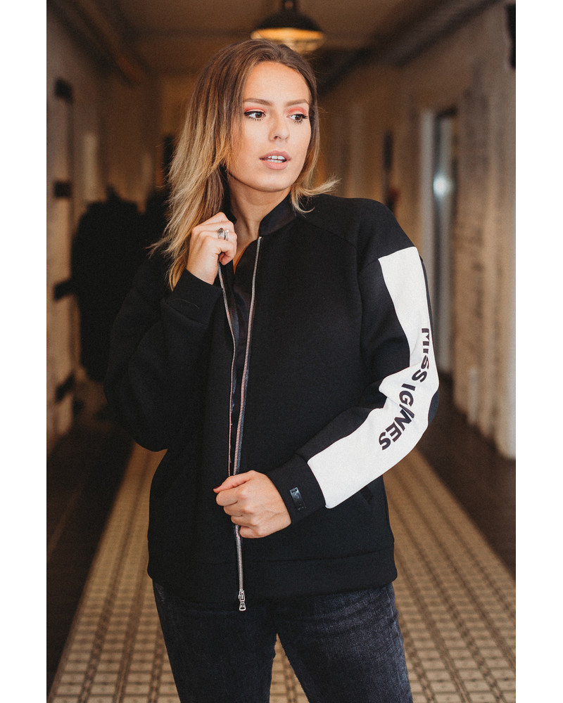 MISS IGANES BLACK BOMBER