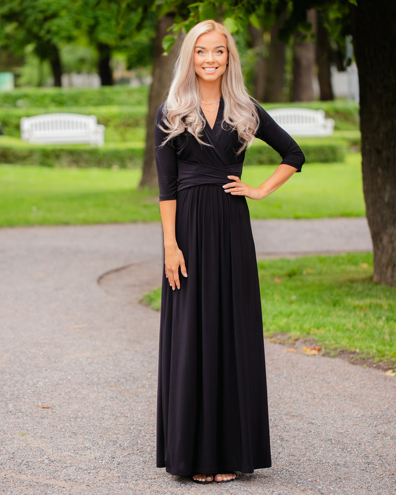 ELEGANT MAXI DRESS BLACK