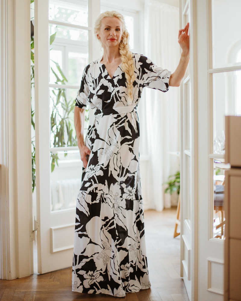 SUMMER COMET MAXI DRESS WHITE FLOWER