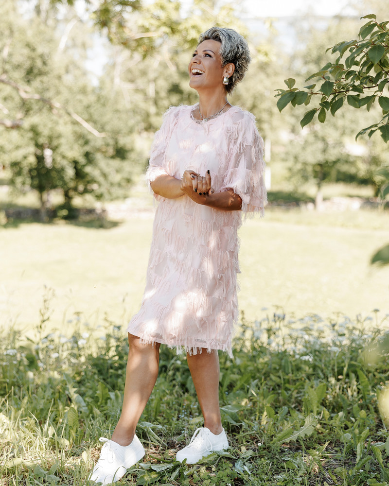 FRINGE DRESS PEACHY