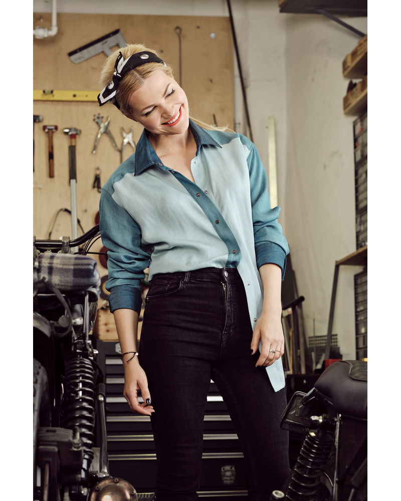 UNISEX LIGHT BLUE DENIM SHIRT