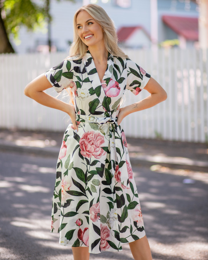 SUMMER MOON MOON MIDI DRESS PINK PEONY WHITE