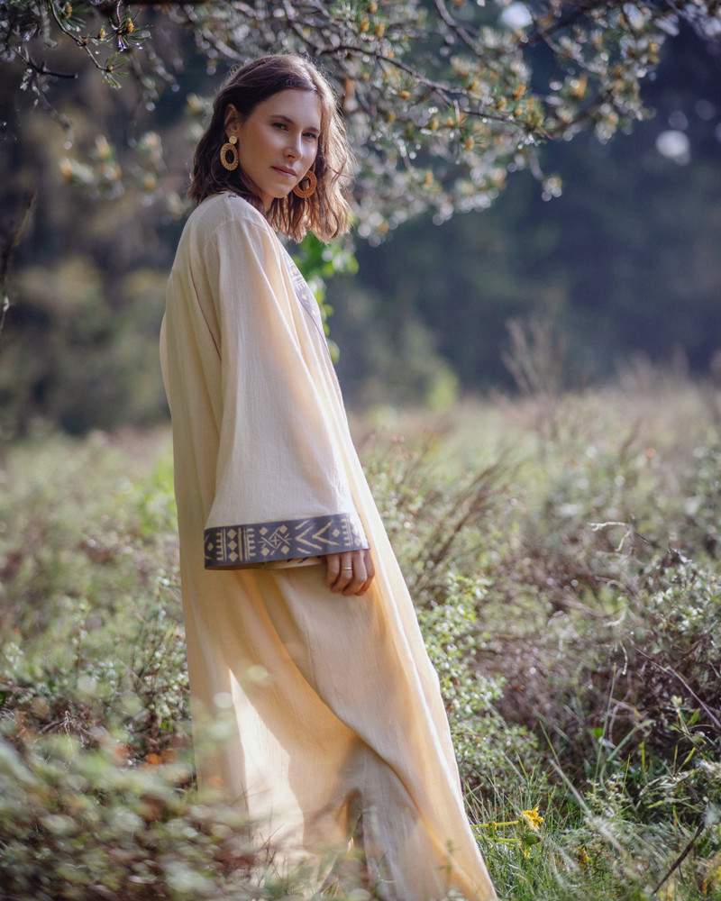 TRIBAL BURN KIMONO BLUSH