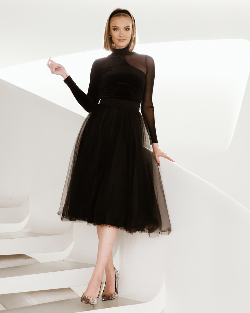 VELVET MESH CURVED PULLOVER BLACK