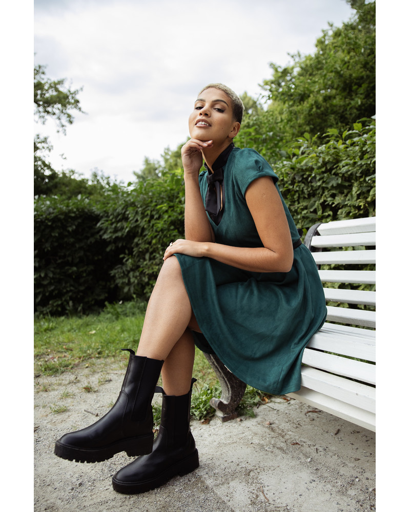 DOLLABLE DRESS SUEDE GREEN