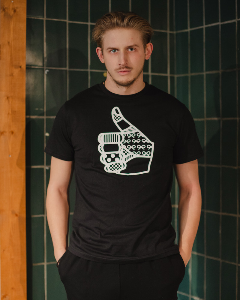 OK UNISEX T-SHIRT BLACK