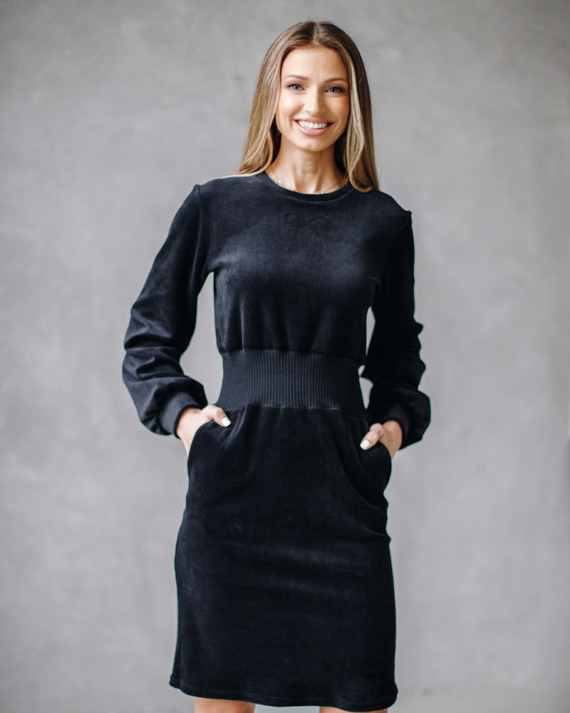 MODERN SIMPLICITY VELVET DRESS BLACK