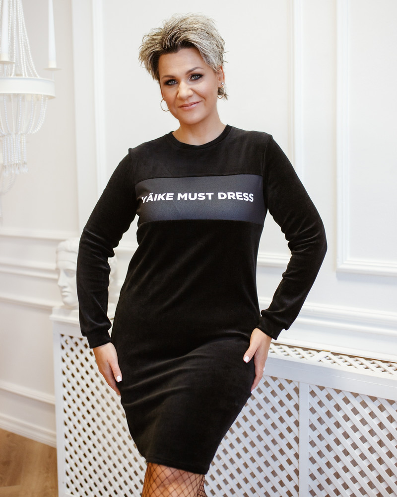 VÄIKE MUST LONG SLEEVE DRESS VELVET BLACK