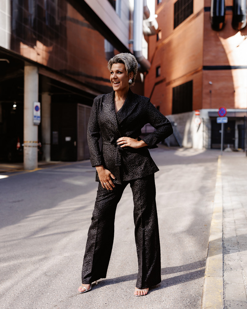 FLOWER POWER SUIT BLACK TROUSERS