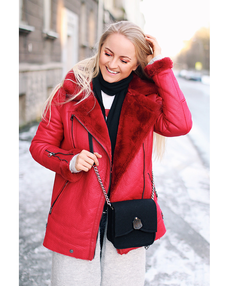 BLACK FELT CROSSBODY BY VILT