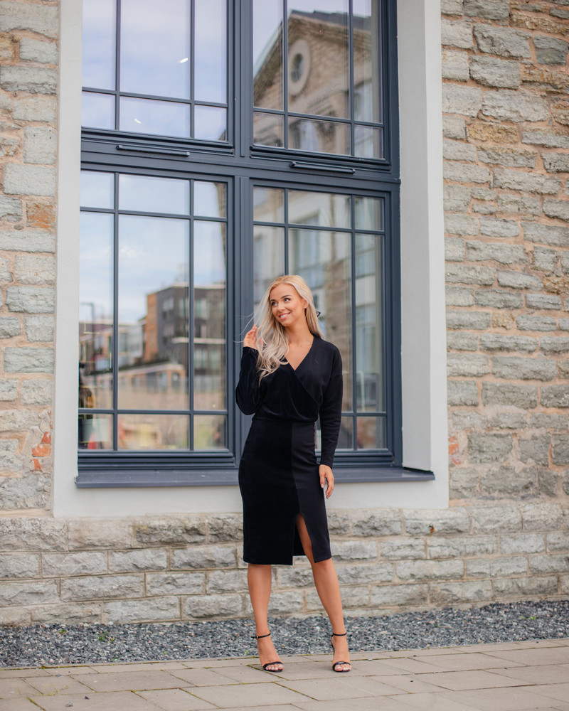 MARNA DRESS VELVET BLACK