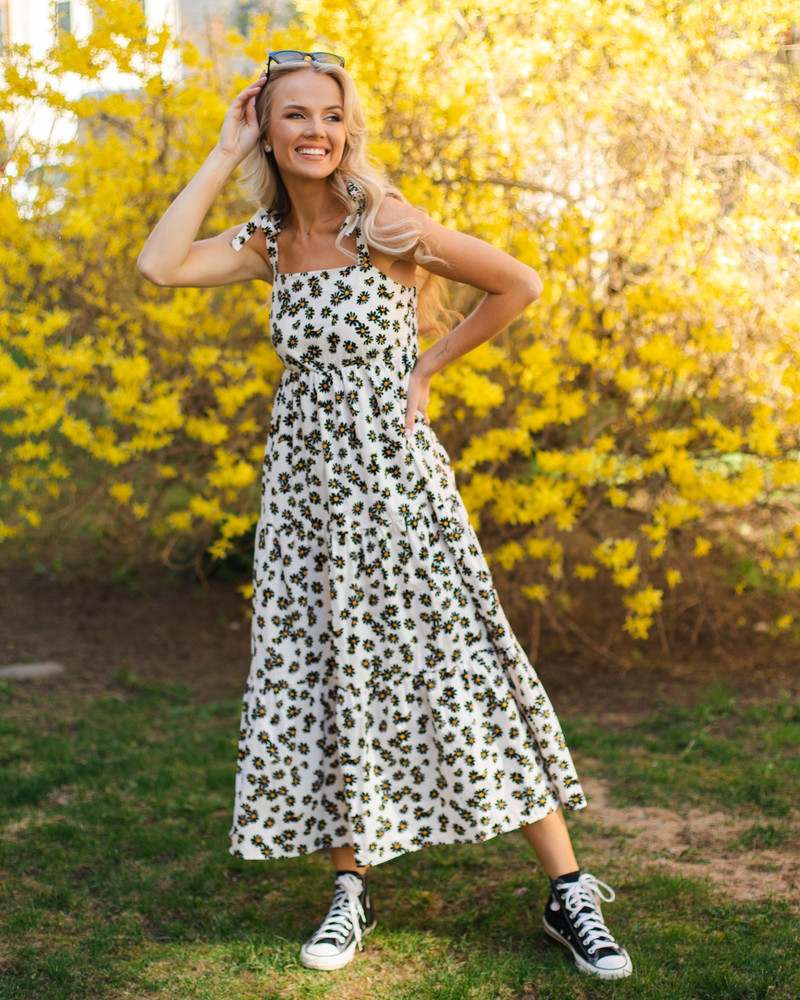 DAISY KNOT MIDI DRESS WHITE