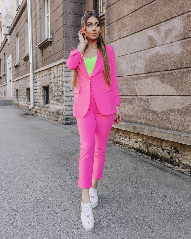 ELEGANT JACKET NEON PINK