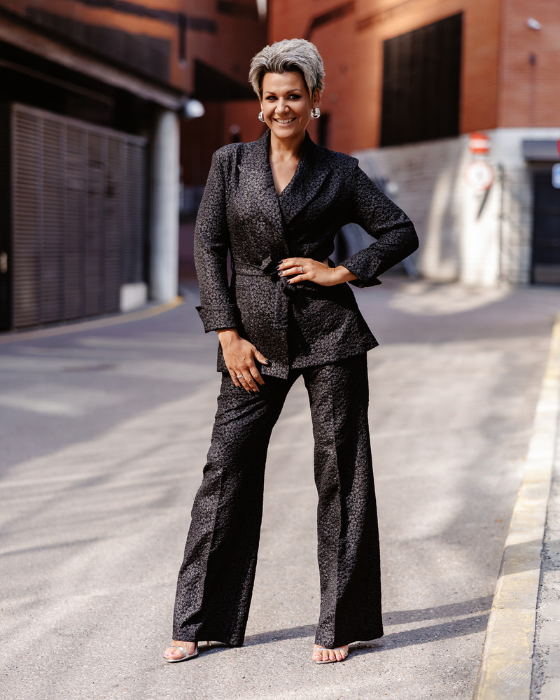 FLOWER POWER SUIT BLACK TROUSERS