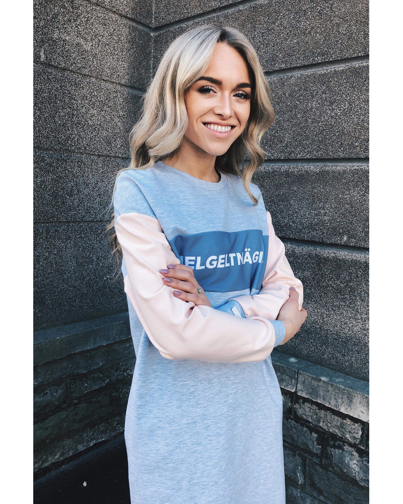 HELGELTNÄGIJA OVERSIZE SWEATER DRESS GREY