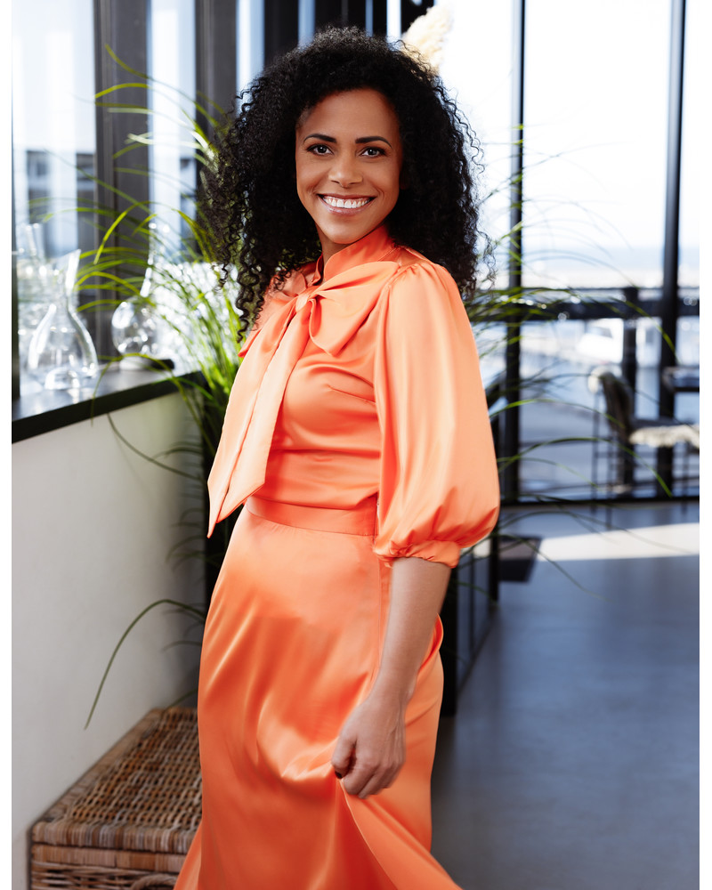 BIG BOW SILKY BLOUSE ORANGE