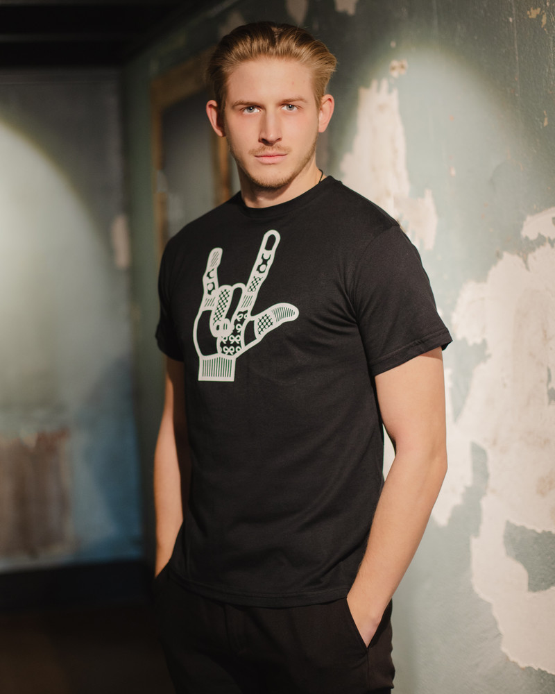 ROCK ON UNISEX T-SHIRT BLACK
