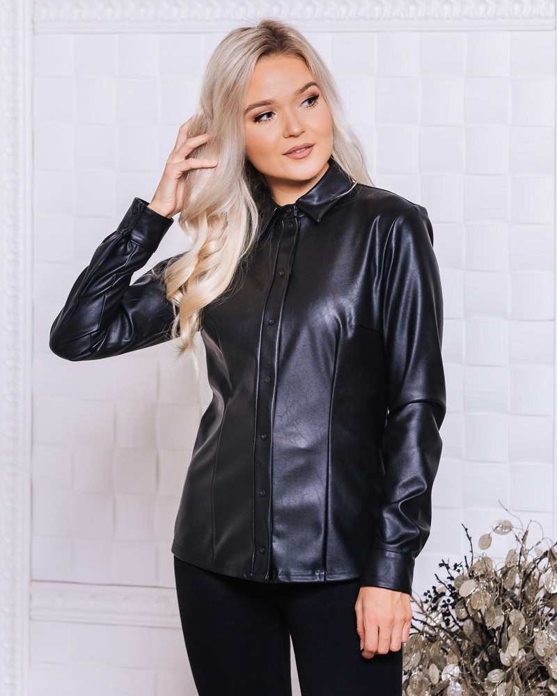 BLACK LEATHER TD POPPER BOYFRIEND BLOUSE