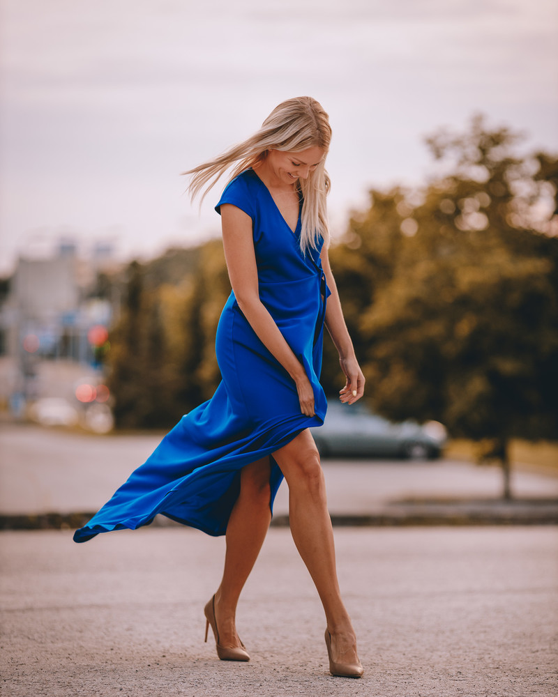 WRAP MAXI DRESS ELECTRIC BLUE