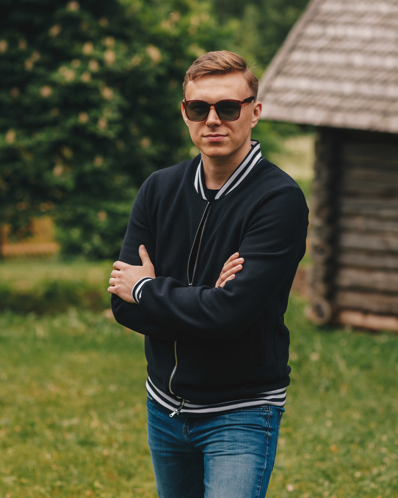 STRIPE  ZIPPER BOMBER FOR HIM BLACK
