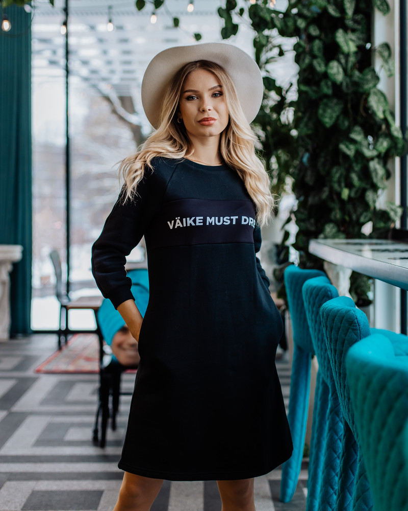VÄIKE MUST DRESS POCKETS BLACK