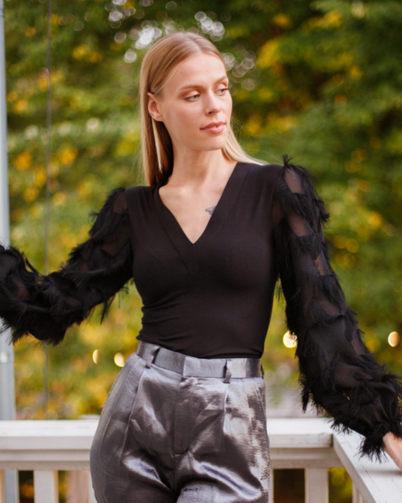 FRINGE LONG SLEEVES V-NECK SHIRT BLACK