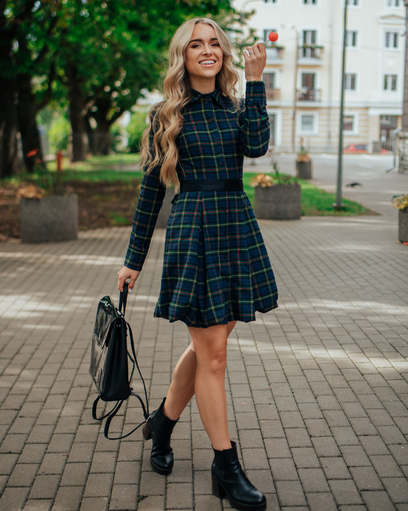 GIRLFRIEND SQUARE DRESS
