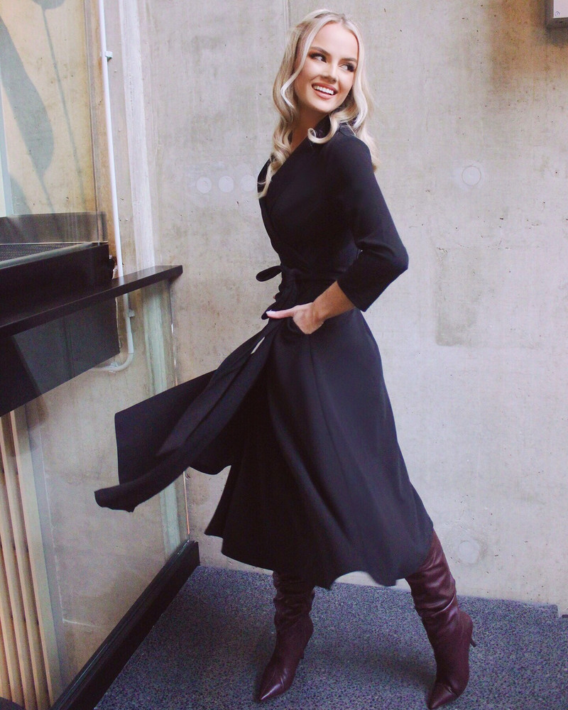 MOON MIDI DRESS BLACK