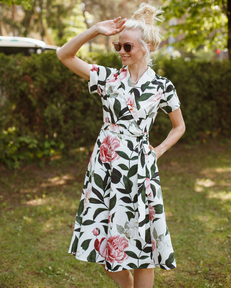 SUMMER MOON MOON MIDI DRESS PINK PEONY WHITE