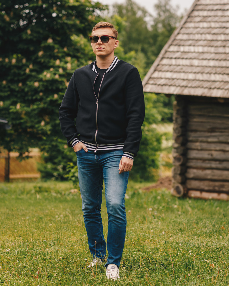 STRIPE  ZIPPER BOMBER FOR HIM BLACK
